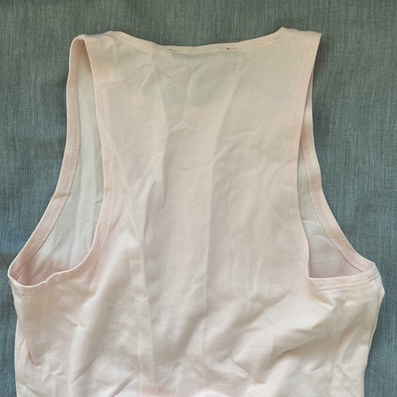 pink sleeveless bodysuit - Picture 3 of 4